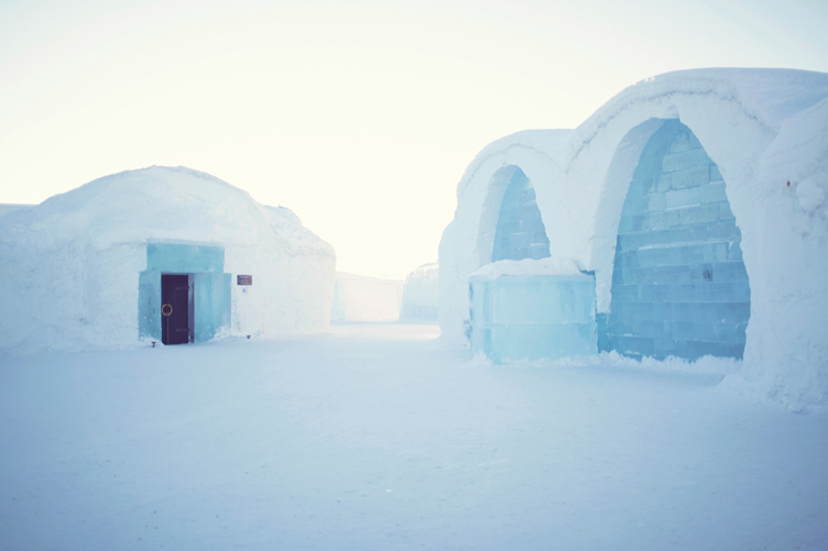 ICEHOTEL_01