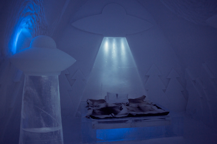 ICEHOTEL_BeamMeUp02