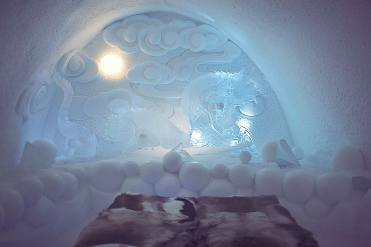 ICEHOTEL_Dragon01