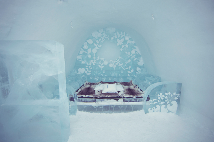 ICEHOTEL_Flower01