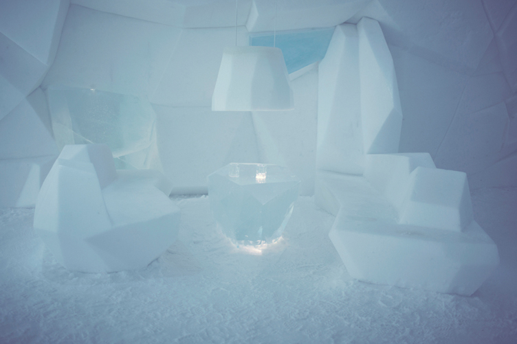 ICEHOTEL_MainHall10