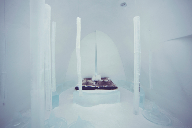 ICEHOTEL_RainOfMemories01