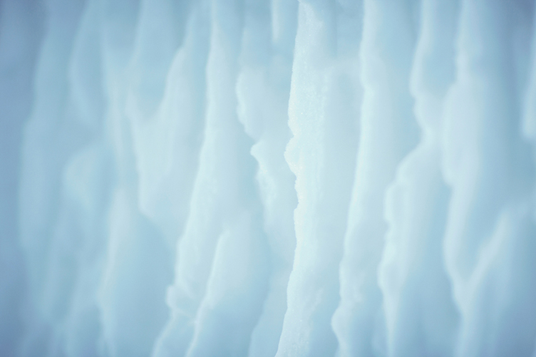ICEHOTEL_church06