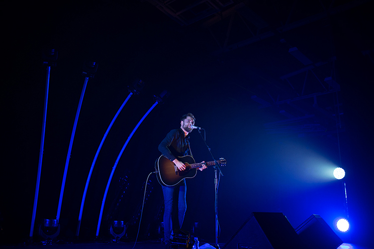 1310_Passenger012